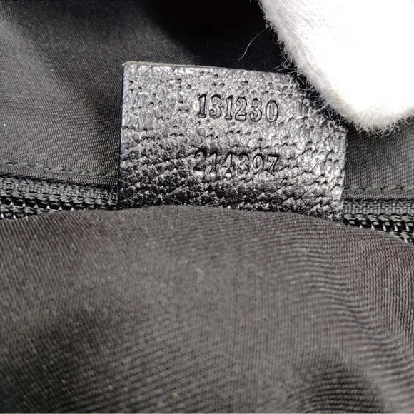 A
Gucci Black Monogram Tote Bag - Picture 9 of 11